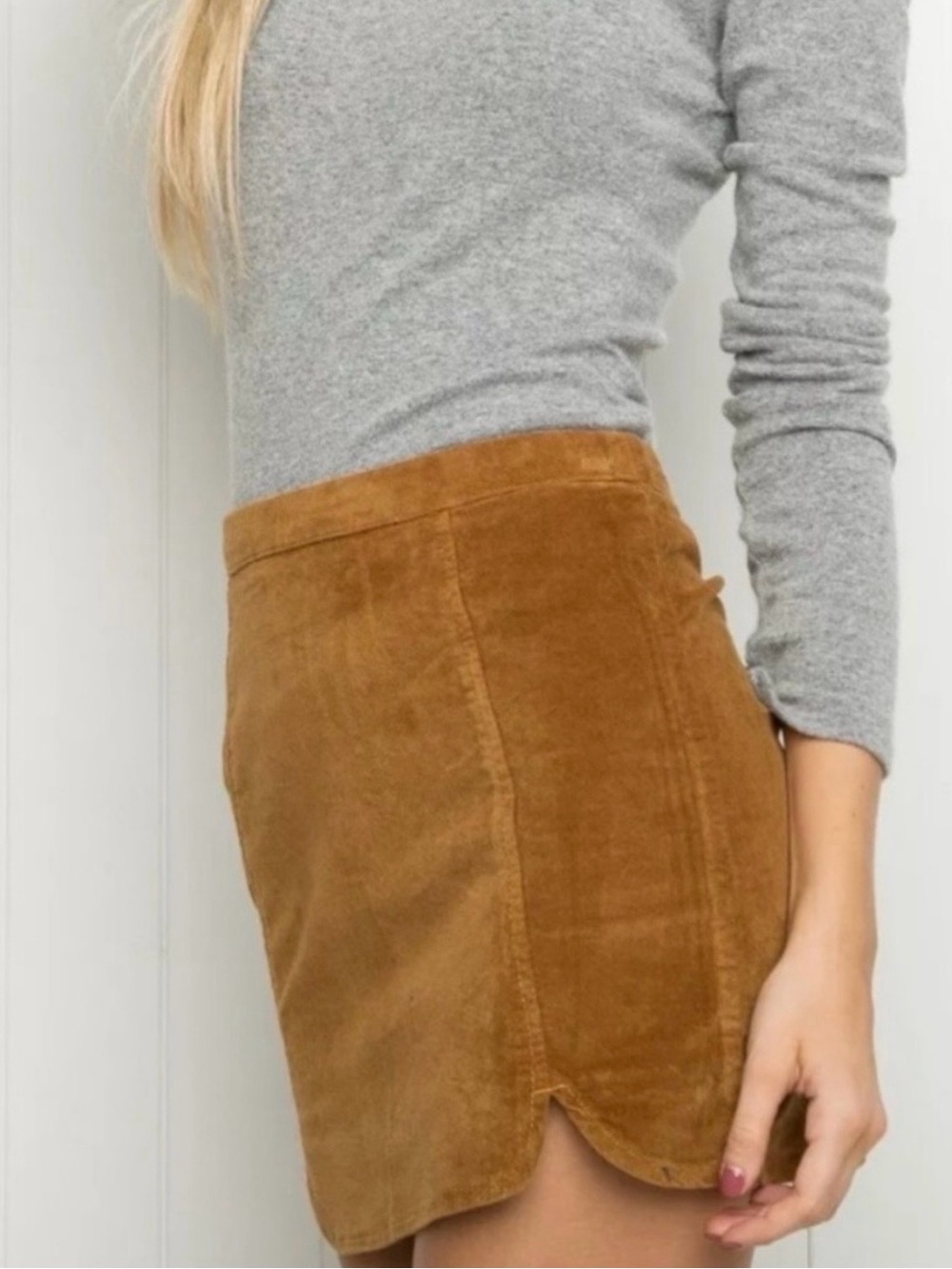 Brandy Melville Skirt in Bronze Velveteen, Like New 😍 - Picture 3 of 11